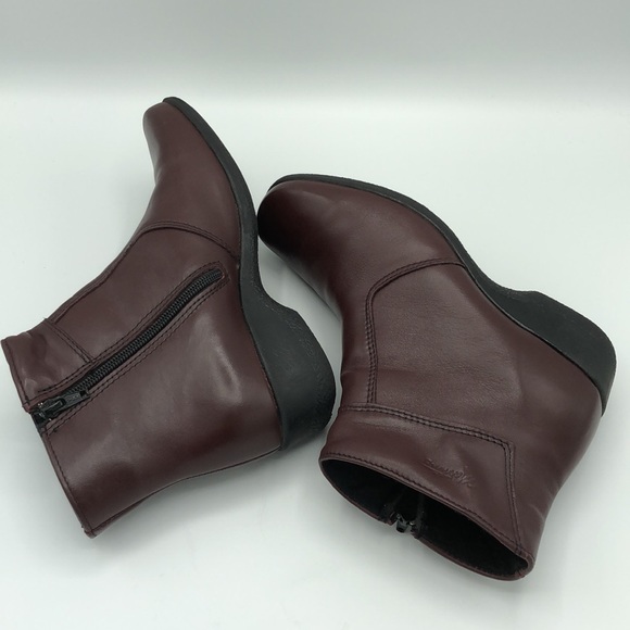 Martino Canada Burgundy Leather Booties Size 8 - Picture 6 of 14